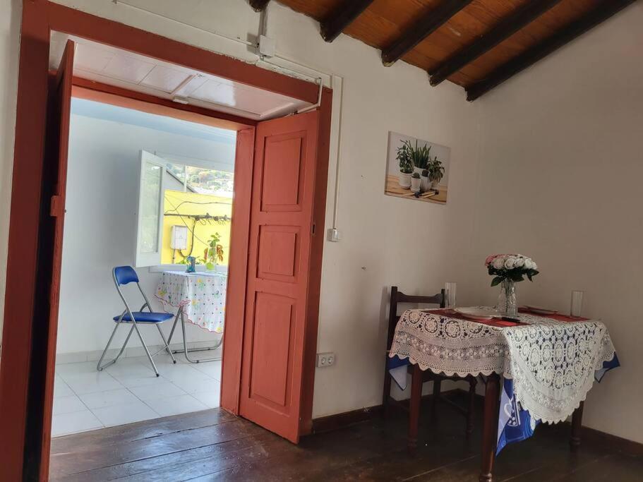 Casa En Teror Centrica Turismo De Ciudad Y Bosques Apartamento Exterior foto